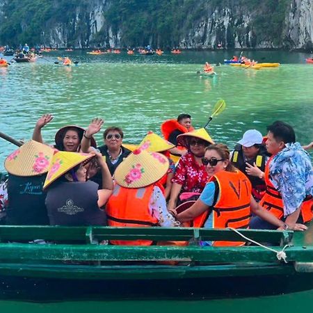 Lotus Boutique Cruise Hotell Ha Long Eksteriør bilde