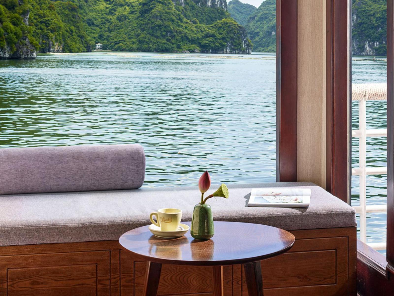 Lotus Boutique Cruise Hotell Ha Long Eksteriør bilde