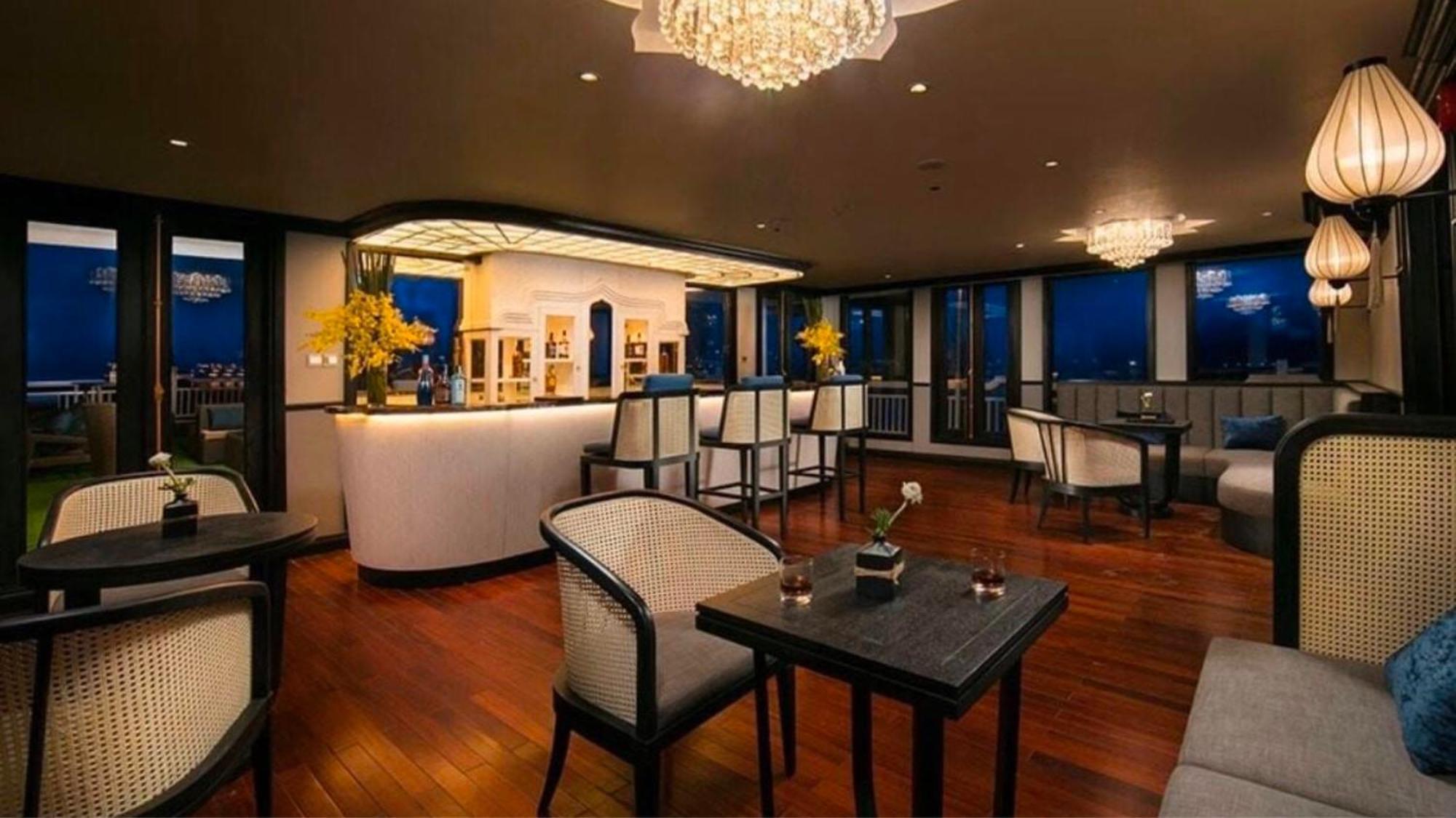 Lotus Boutique Cruise Hotell Ha Long Eksteriør bilde