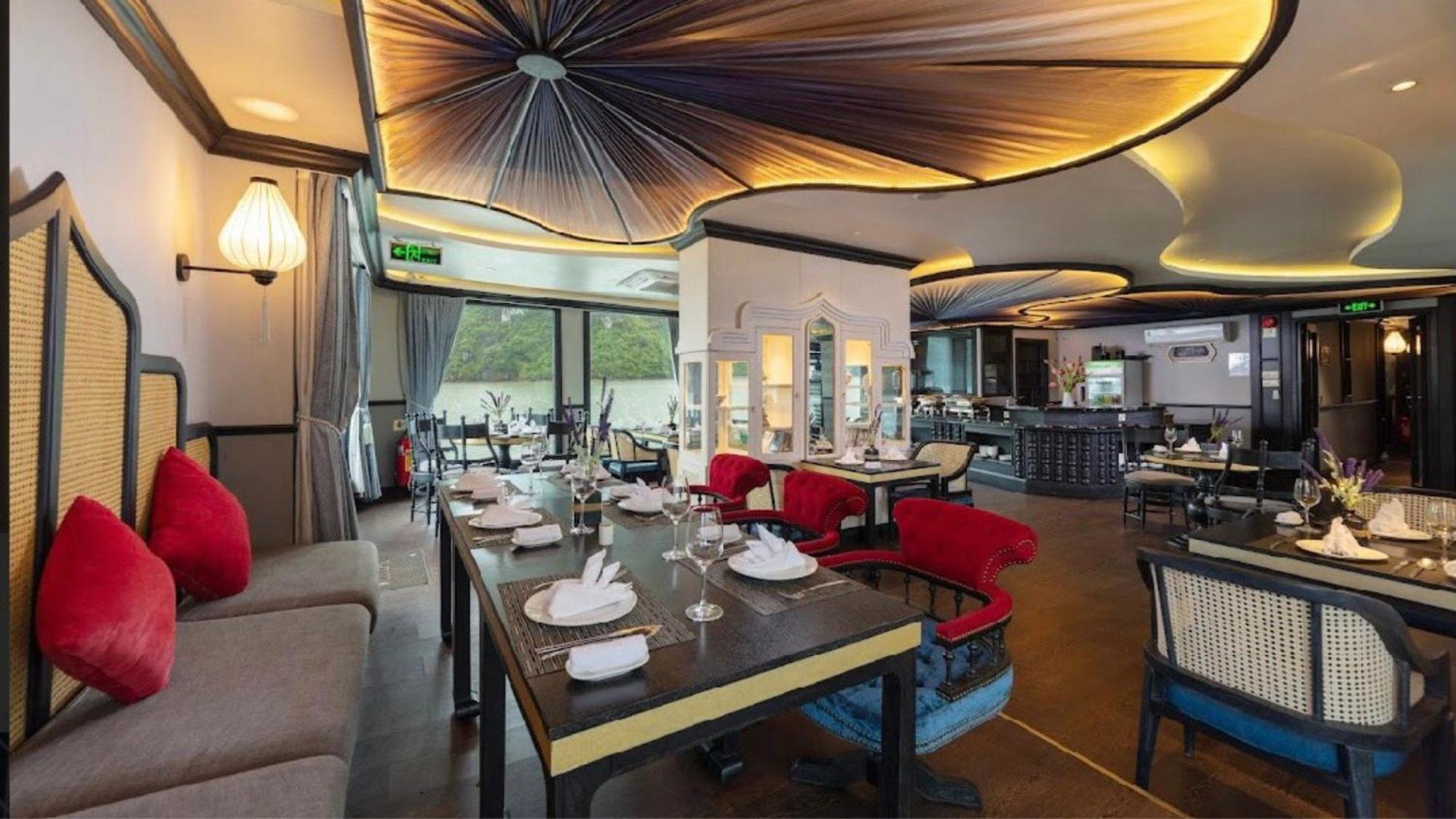Lotus Boutique Cruise Hotell Ha Long Eksteriør bilde