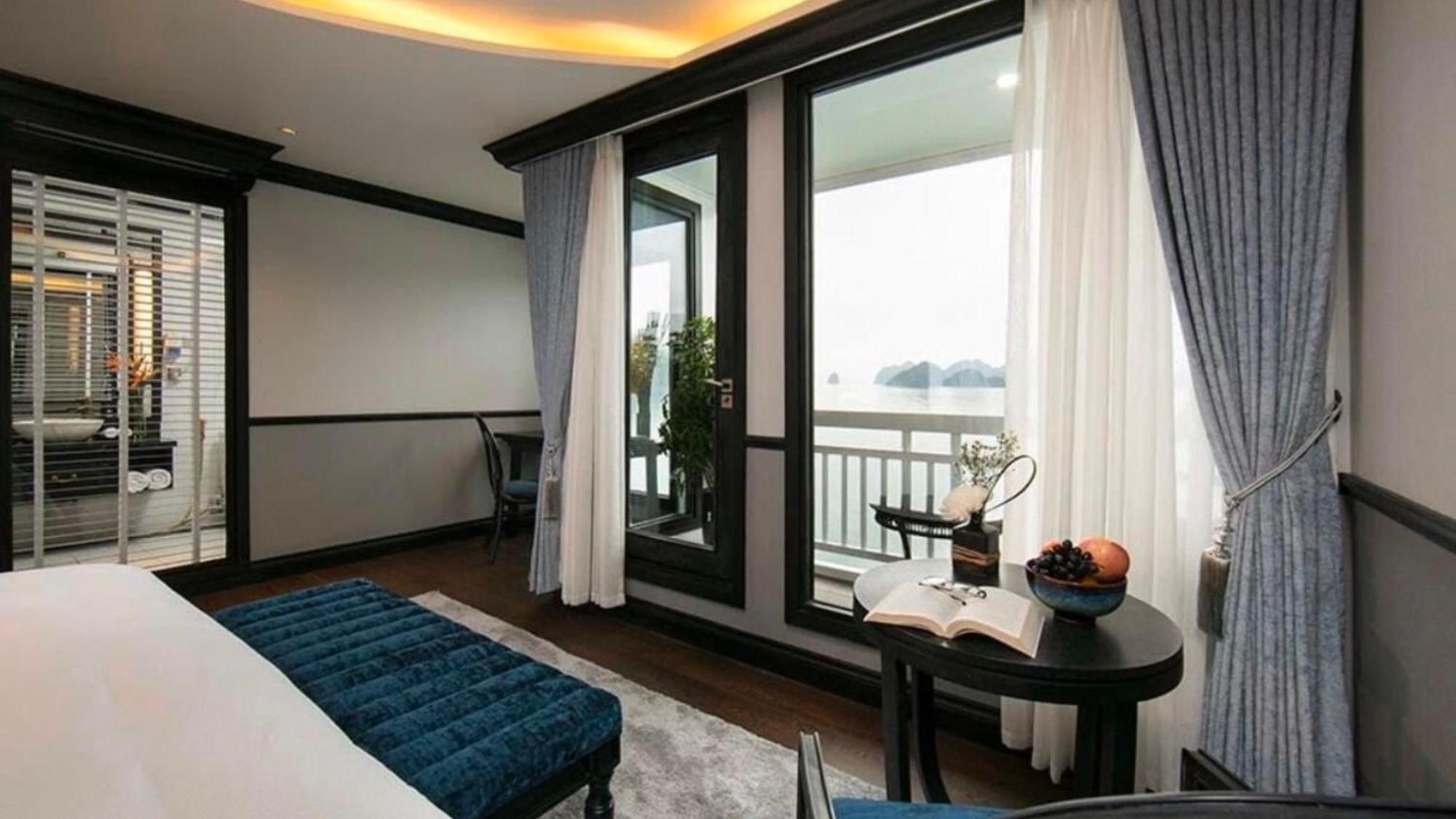 Lotus Boutique Cruise Hotell Ha Long Eksteriør bilde